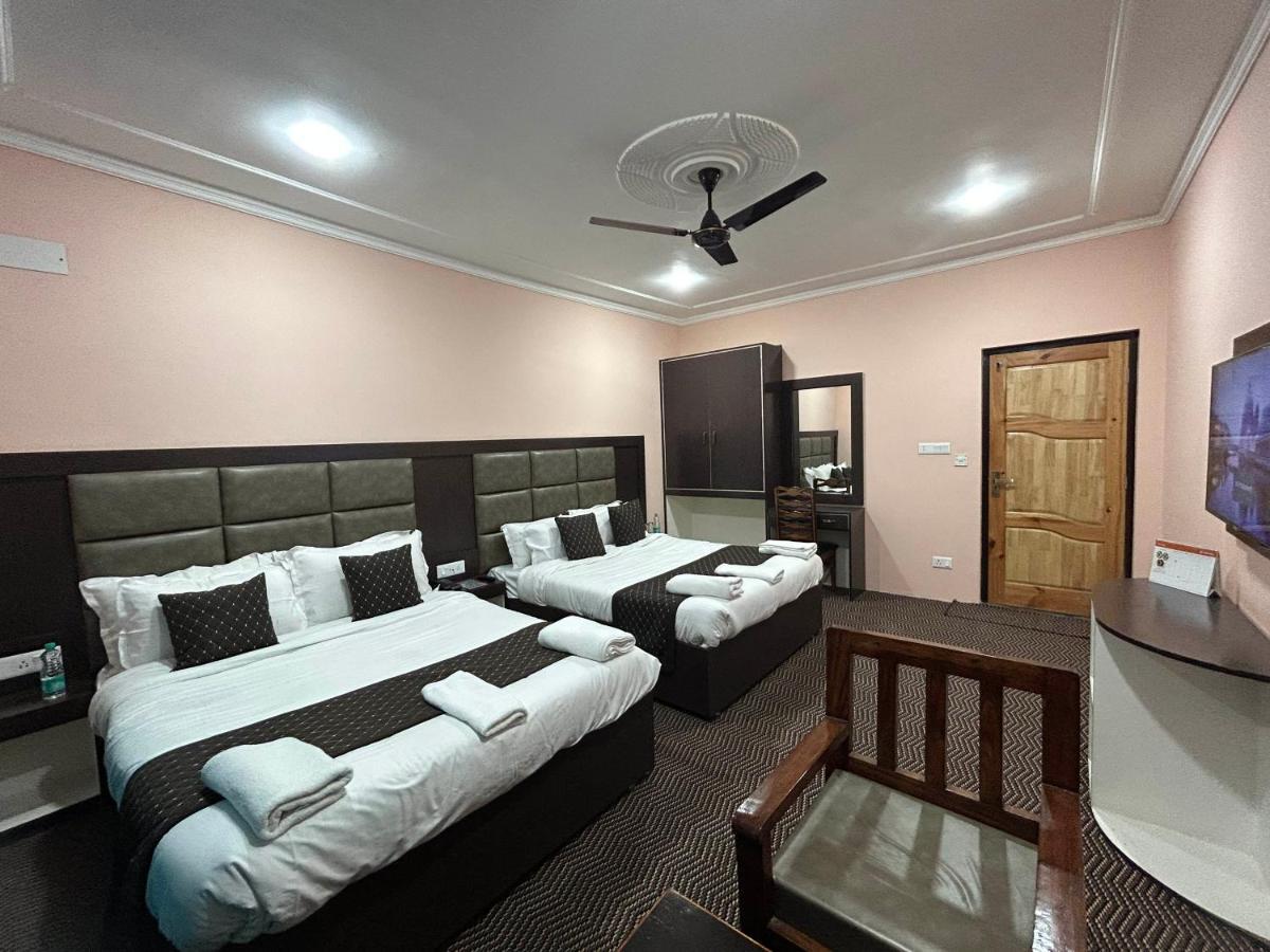 Fair Mount, Airport Road, Humhama Srinagar Hotel Exterior photo