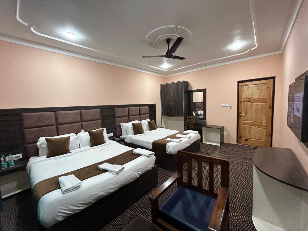 Fair Mount, Airport Road, Humhama Srinagar Hotel Exterior photo